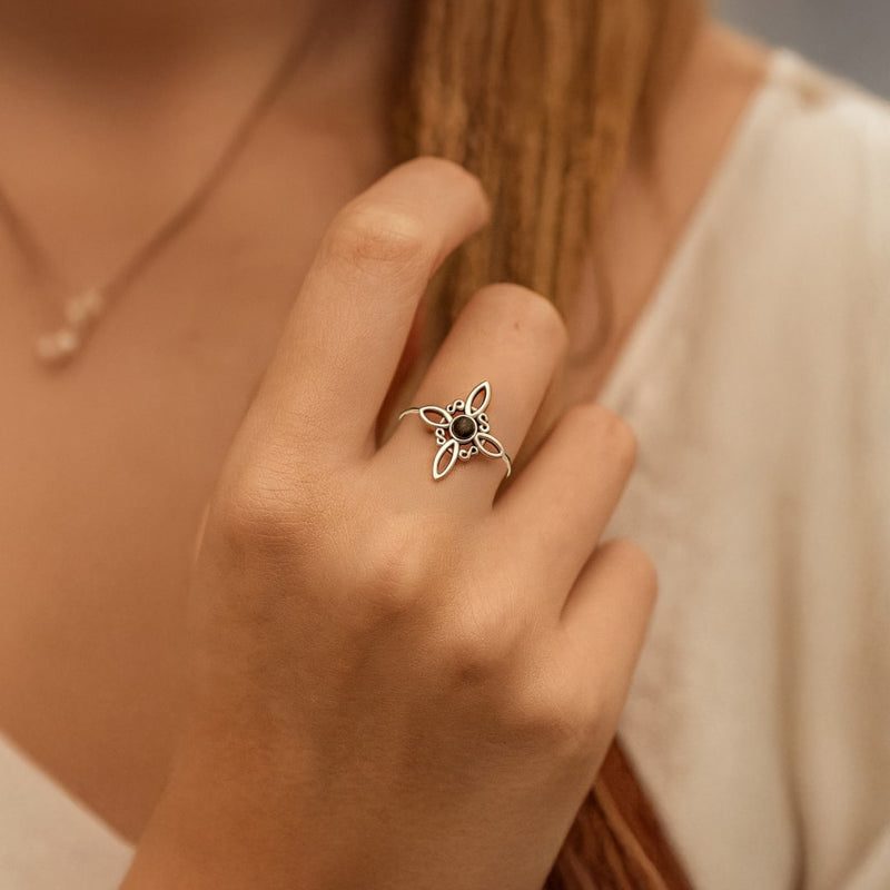 Bague Ajustable "Énergie Mystique" - Noeud de Sorcière & Obsidienne