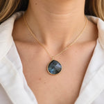Pendentif Protection Élégant en Labradorite - - L'Arbre des Chakras