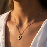 Pendentif Cœur “Force Précieuse” en Œil de Tigre - - L'Arbre des Chakras