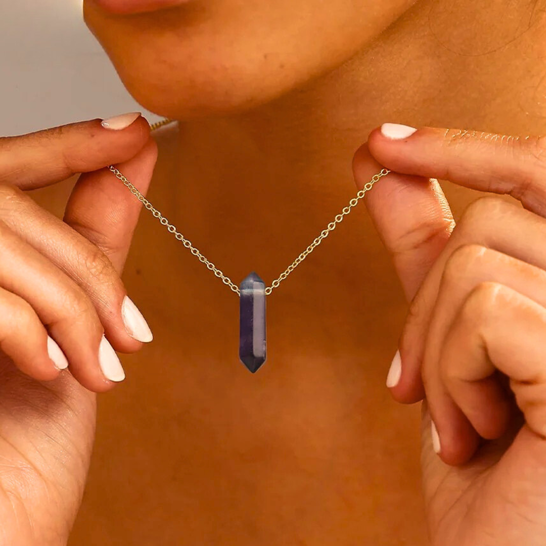 Collier Pointe "Lumière d’Esprit" en Fluorite