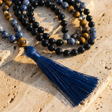 Collier Mala "Bouclier Intérieur" en Sodalite, Œil de Tigre & Onyx Noir - - L'Arbre des Chakras