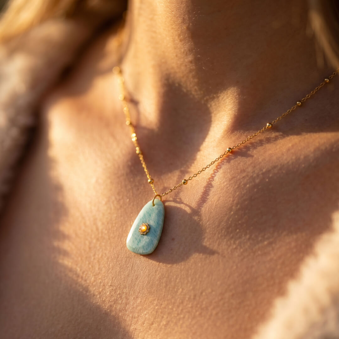 Pendentif “Voix du Cœur” en Amazonite - - L'Arbre des Chakras