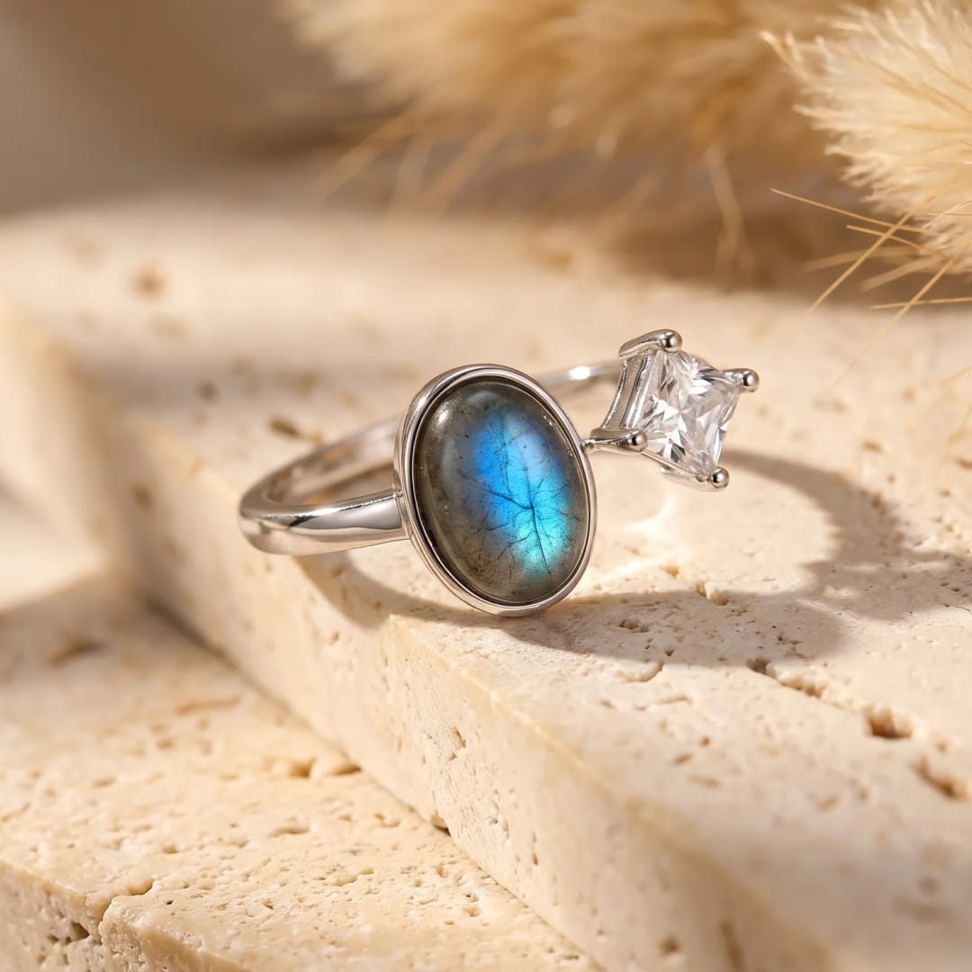 Bague "Élégance Intuitive" en Labradorite et Zircon - - L'Arbre des Chakras