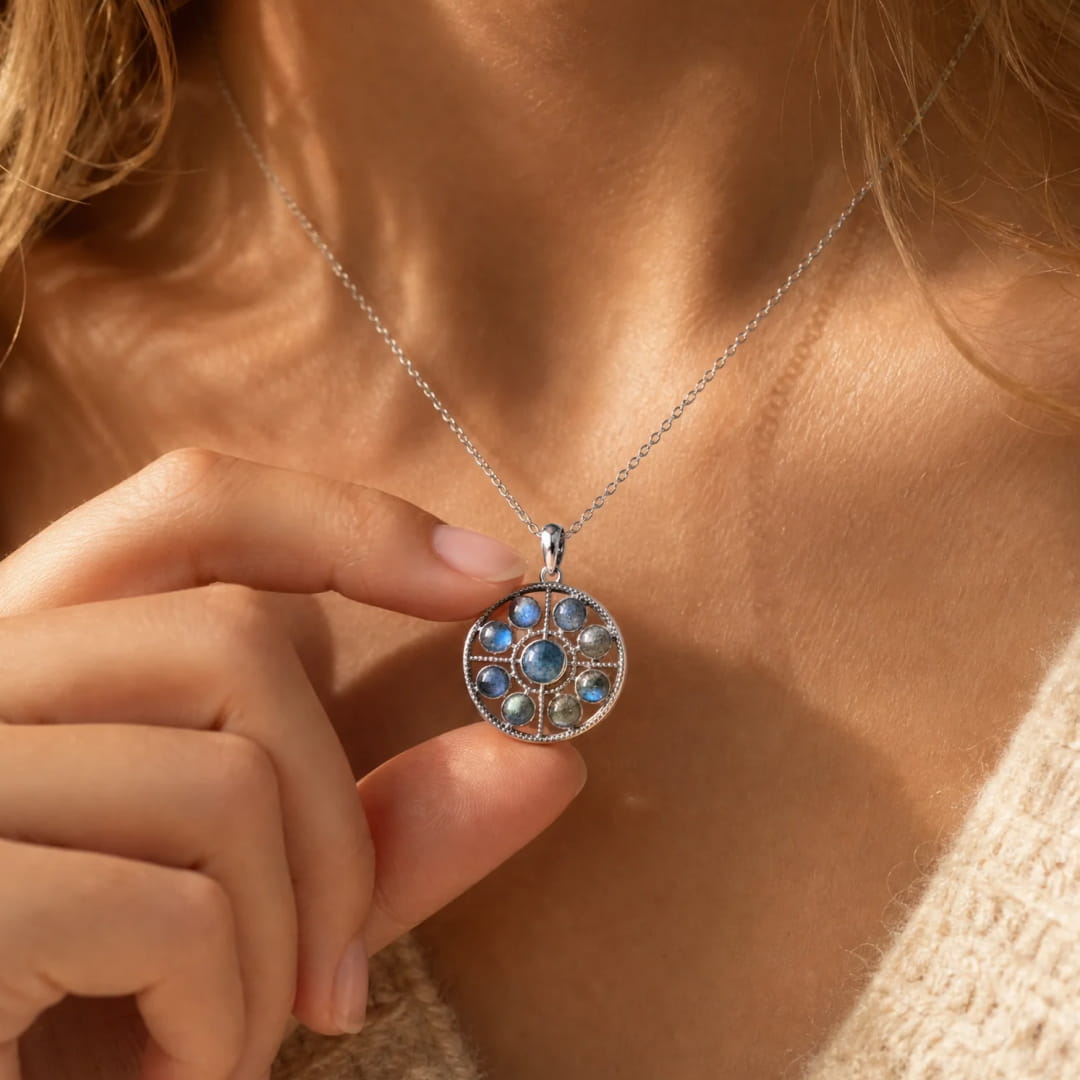 Pendentif Rosace Mystique en labradorite - - L'Arbre des Chakras