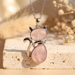 Pendentif Chat en Pierre Naturelle - Quartz Rose - L'Arbre des Chakras