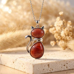 Pendentif Chat en Pierre Naturelle - Agate Rouge - L'Arbre des Chakras