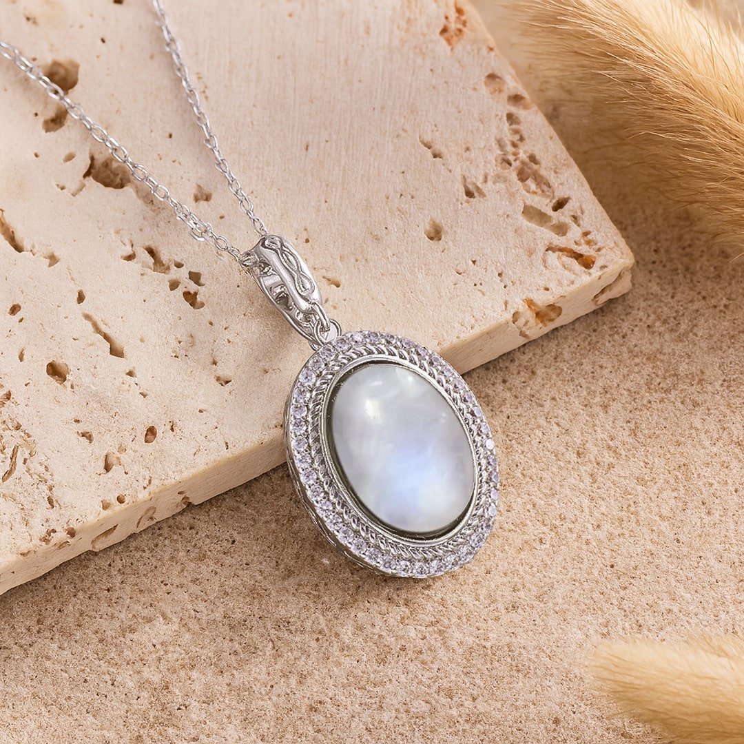 Pendentif "Douceur d’Âme" en Pierre de Lune - Pendentif Seul - L'Arbre des Chakras