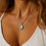 Pendentif "Douceur d’Âme" en Pierre de Lune - - L'Arbre des Chakras