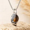 Pendentif "Bouclier Tribal" en Oeil de Tigre - - L'Arbre des Chakras