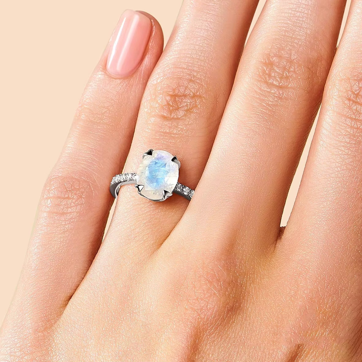 Bague Ajustable "Kirana" en Pierre de Lune
