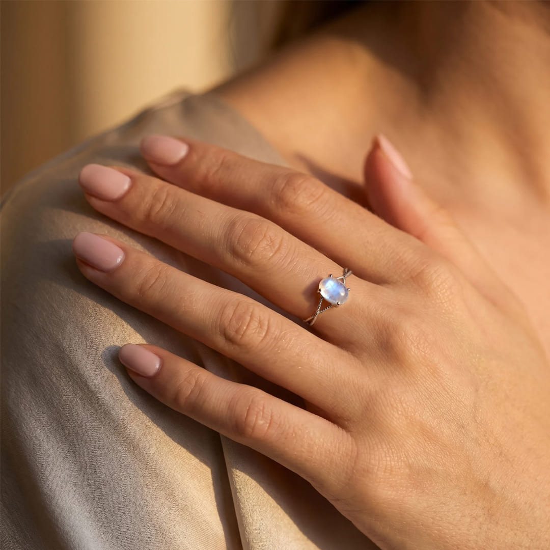 Bague Ajustable "Clarté de l’Âme" en Pierre de Lune - - L'Arbre des Chakras