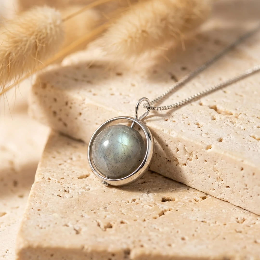 Pendentif "Perle Fine" en Labradorite - - L'Arbre des Chakras