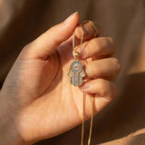 Pendentif "Lumière & Protection" Hamsa Dorée
