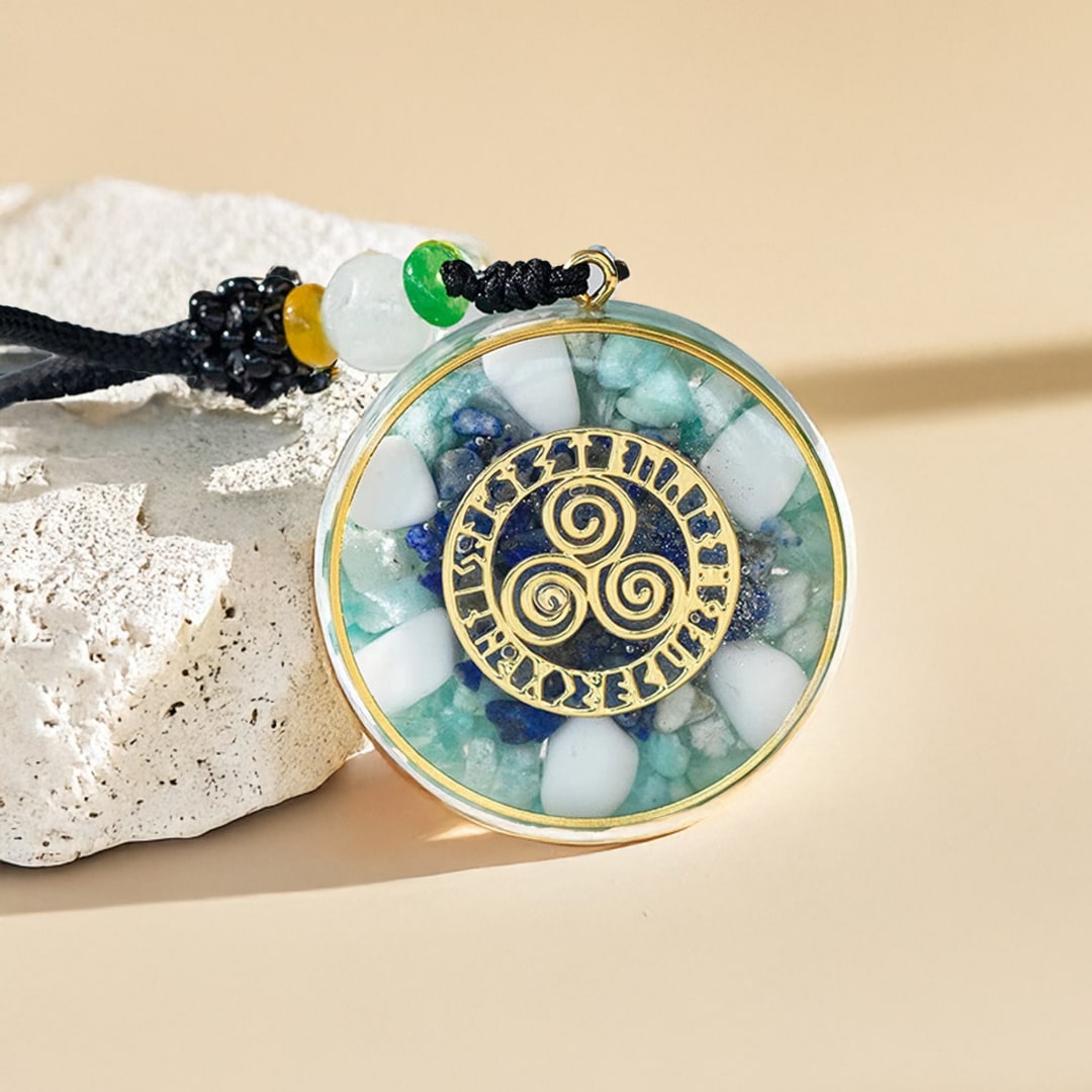 Pendentif Orgonite "Triskel Protecteur" en Amazonite