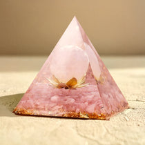 Orgonite "Ouverture du Coeur" en Quartz Rose - - L'Arbre des Chakras