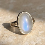 Bague Ajustable "Douceur Astrale" en Pierre de Lune - - L'Arbre des Chakras