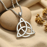 Pendentif "Triquetra" en Acier Inoxydable - Argent - L'Arbre des Chakras