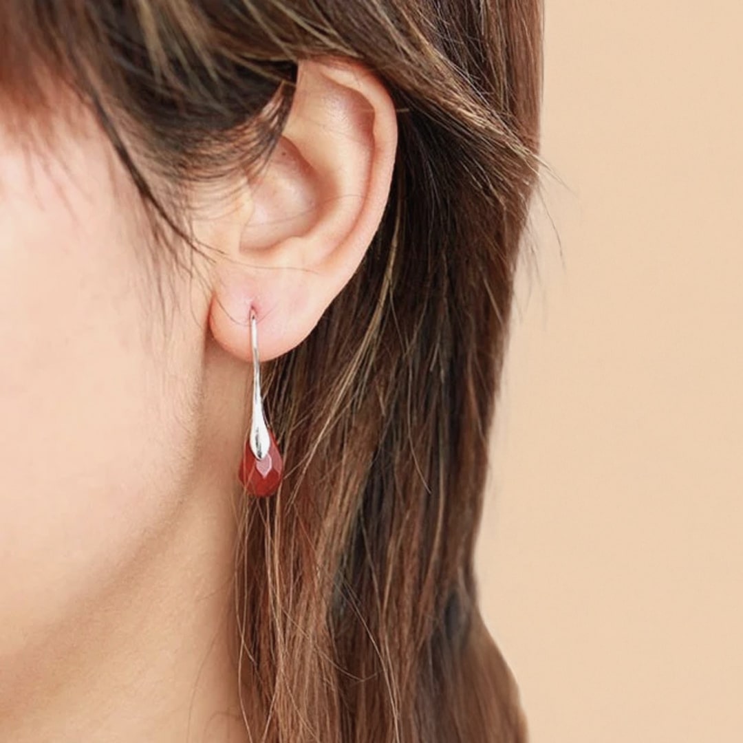 Boucles d’Oreilles Pendantes en Jaspe Rouge