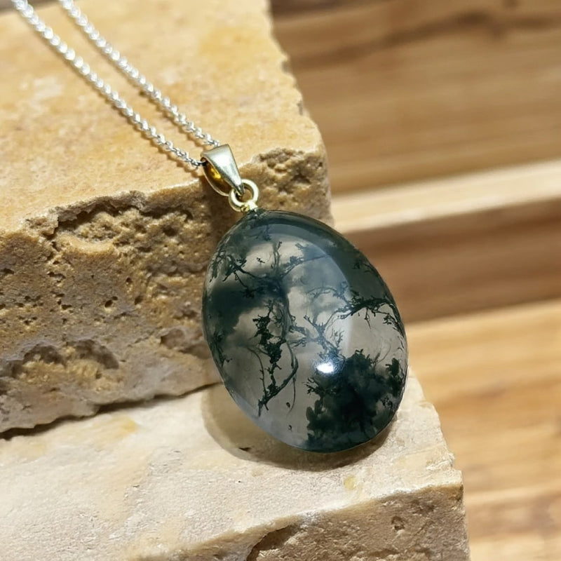 Pendentif "Sérénité Naturelle" en Agate Mousse - - L'Arbre des Chakras