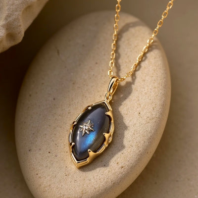Pendentif "Éclat Boréal" en Labradorite & Étoile du Nord - - L'Arbre des Chakras