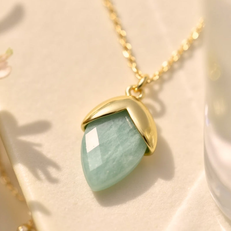 Pendentif "Larme de Sérénité" en Amazonite - - L'Arbre des Chakras