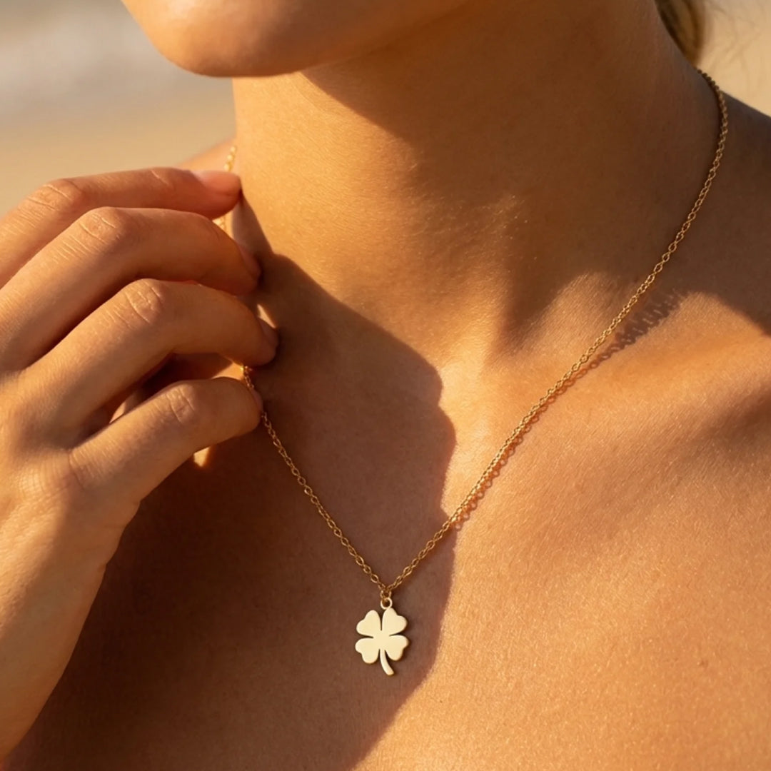 Pendentif Trèfle Porte-Bonheur – L'Arbre des Chakras