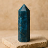 Pointe "Concentration & Sérénité" en Apatite Bleue - - L'Arbre des Chakras