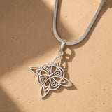 Pendentif "Protection Éternelle" - Nœud de Sorcière, Chaîne plate - Argent - L'Arbre des Chakras