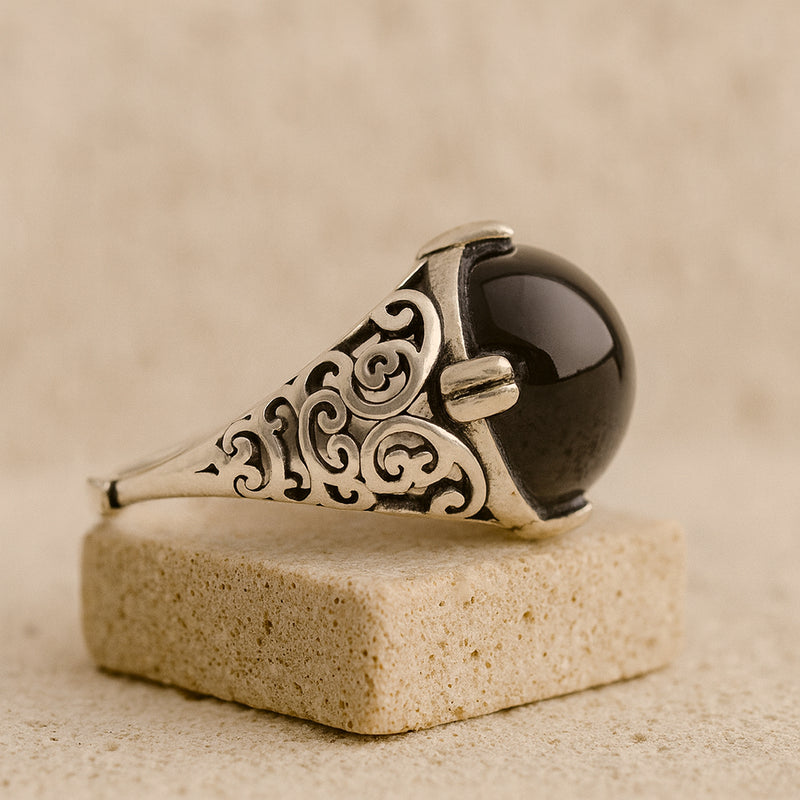 Bague "Sérénité Ancrée" en Agate Noire & Argent - - L'Arbre des Chakras