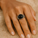 Bague "Sérénité Ancrée" en Agate Noire - - L'Arbre des Chakras