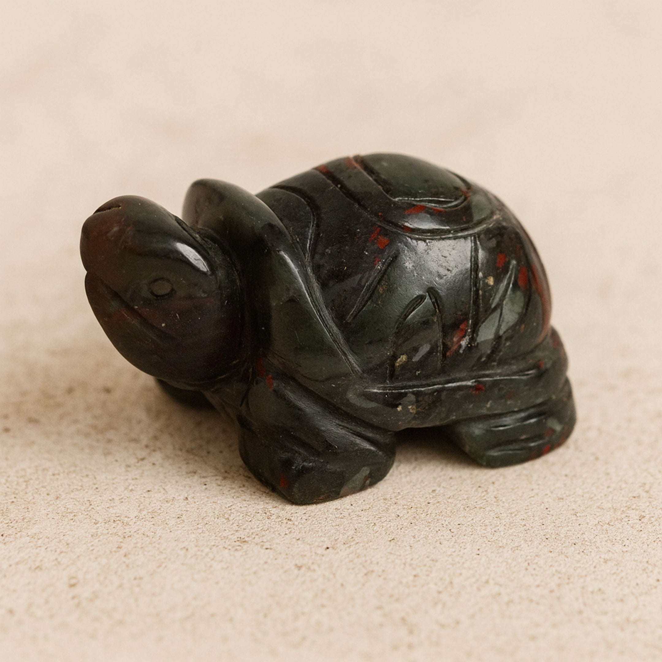 Animal Totem Tortue en Pierre Naturelle - Sang de Dragon - L'Arbre des Chakras
