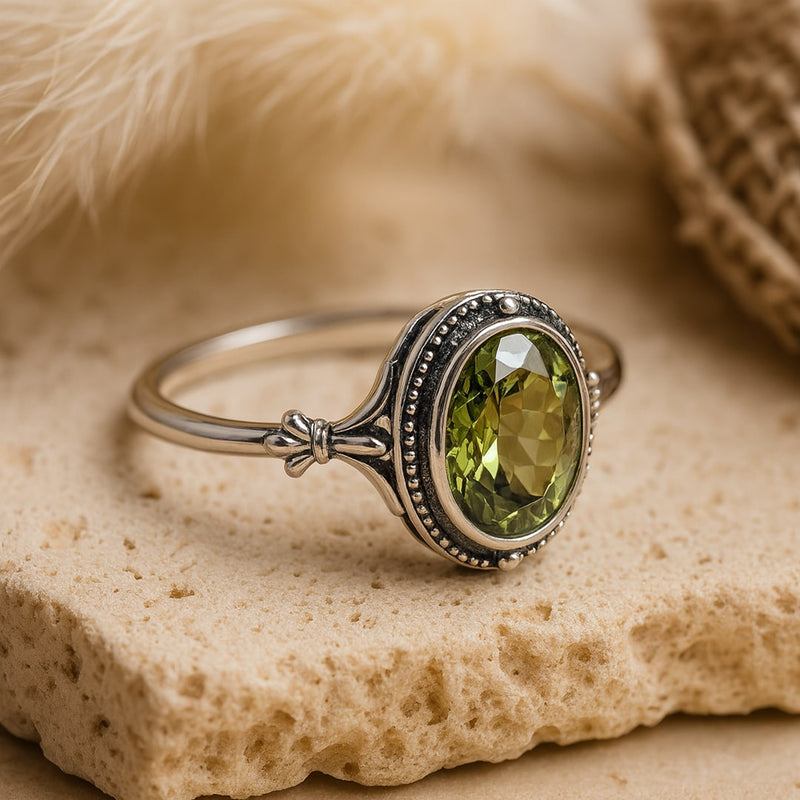 Bague Ajustable "Clarté d'Esprit" en Péridot - - L'Arbre des Chakras
