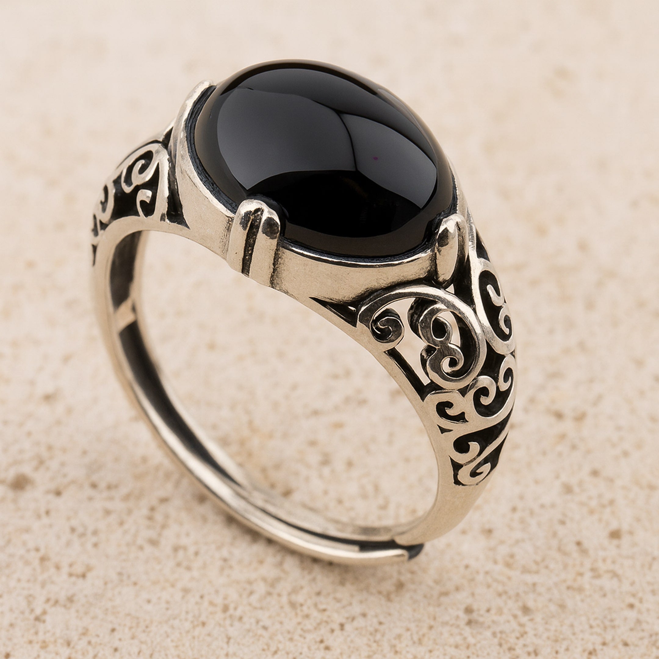 Bague "Sérénité Ancrée" en Agate Noire - - L'Arbre des Chakras