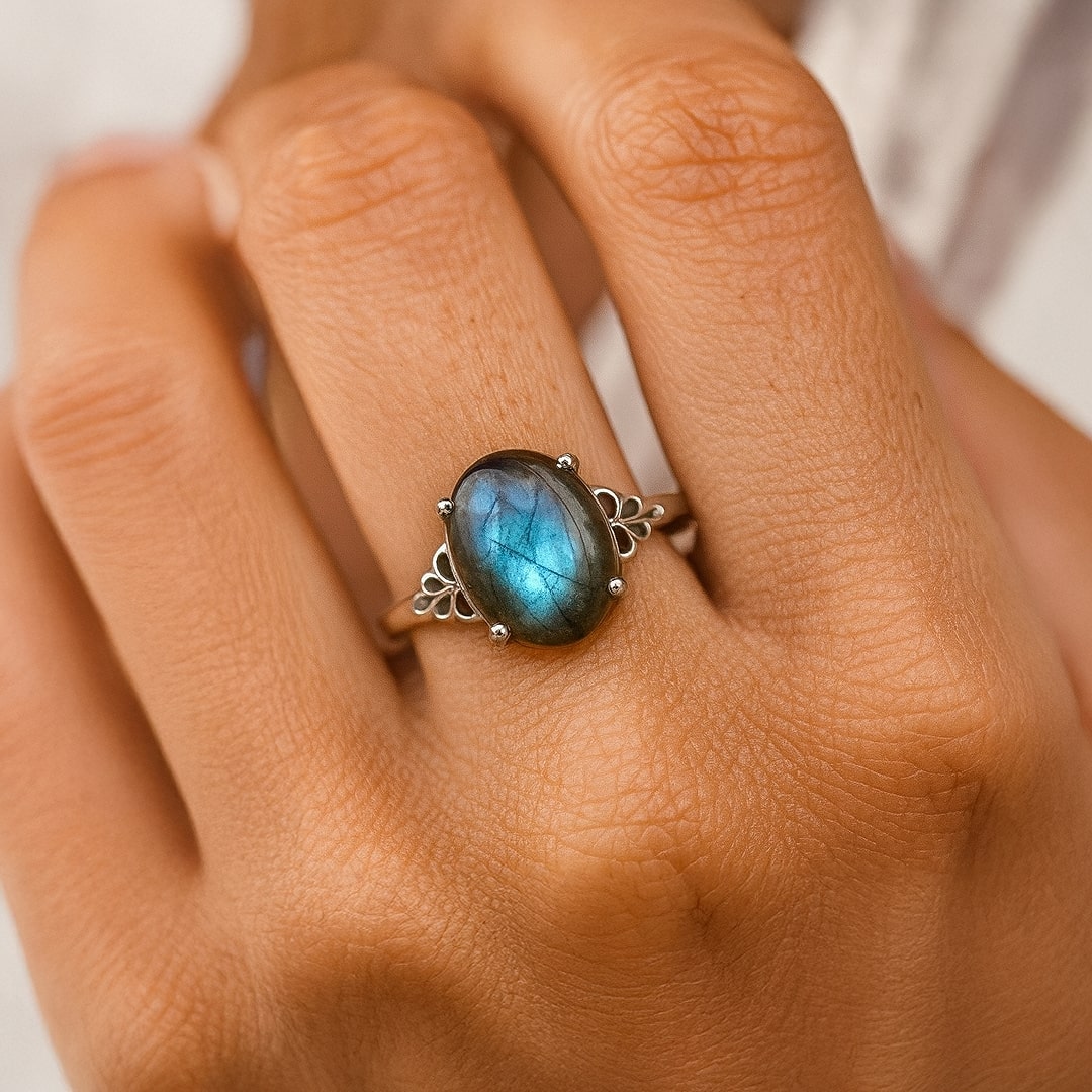 Bague "Amara" en Labradorite