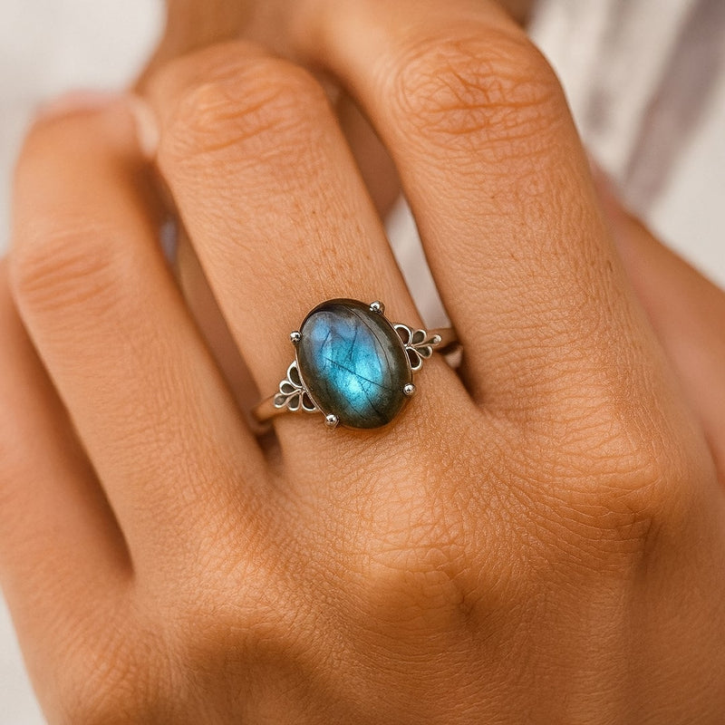 Bague "Amara" en Labradorite