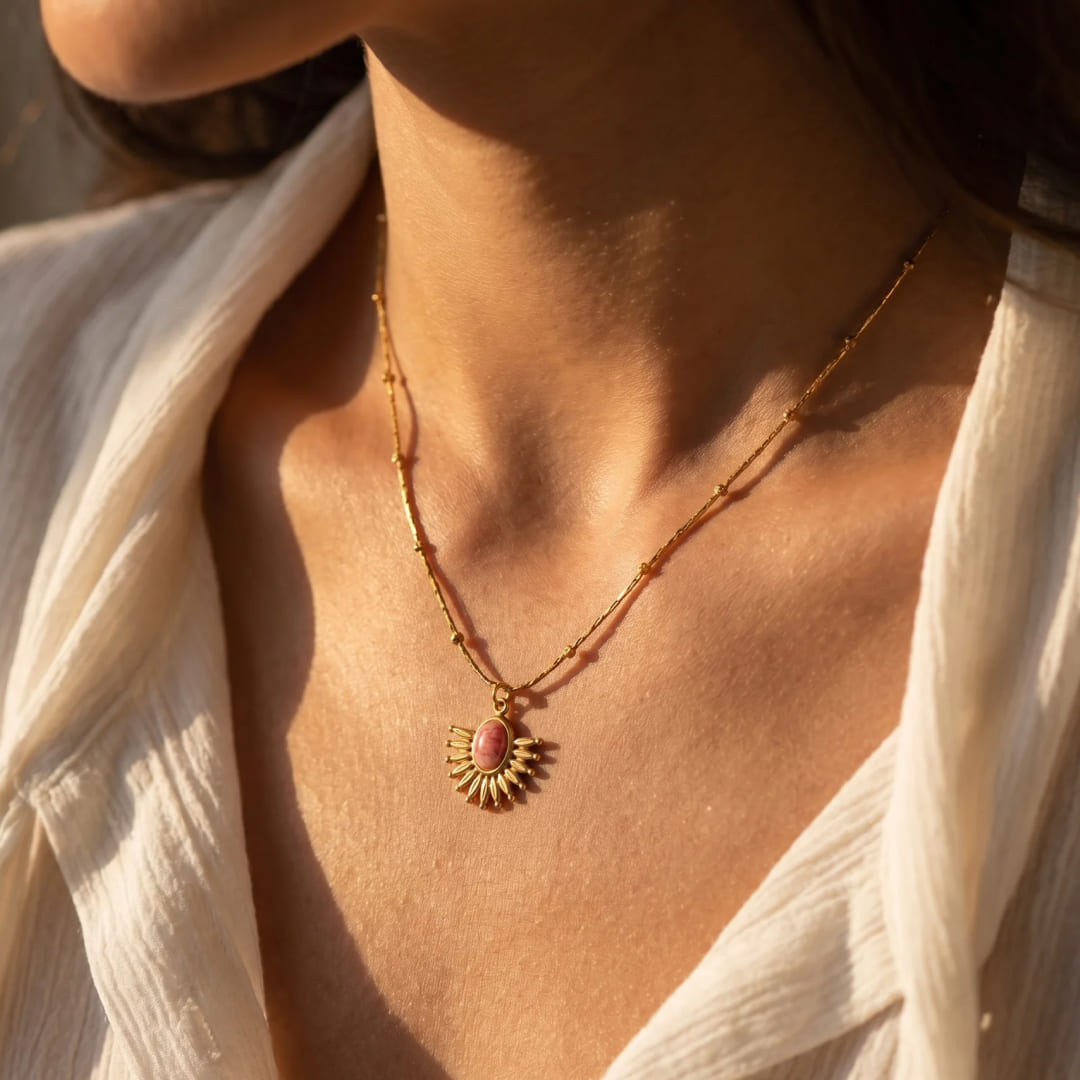 Collier "Rayon de Tendresse" en Rhodonite - - L'Arbre des Chakras