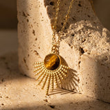Pendentif “Soleil Maya” en Œil de Tigre - - L'Arbre des Chakras