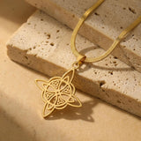 Pendentif "Protection Éternelle" - Nœud de Sorcière, Chaîne plate - Or - L'Arbre des Chakras