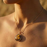 Pendentif "Goutte de Lumière" en Oeil de Tigre - - L'Arbre des Chakras