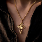 Pendentif "Lotus Unalome" - - L'Arbre des Chakras
