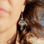 Boucles d'Oreilles "Lotus Unalome" - - L'Arbre des Chakras
