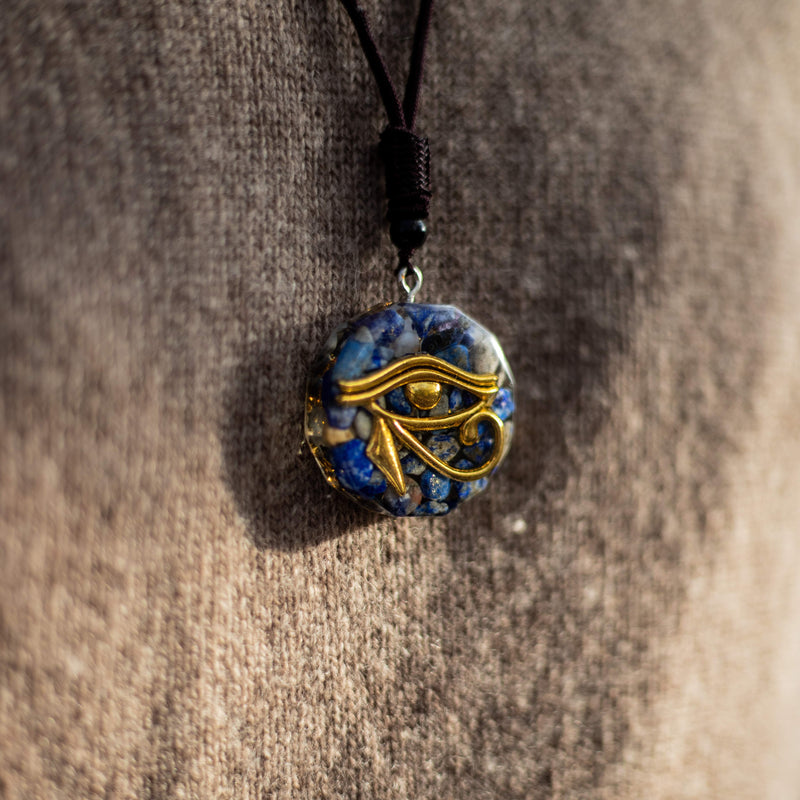 Pendentif Orgonite Oeil d'Horus en Pierres Naturelles