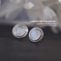 Boucles d'Oreilles Bouton en Labradorite Blanche & Argent -  - L'Arbre des Chakras