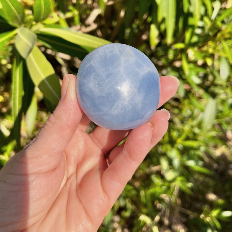 Galet de Calcite Bleue - Sommeil Apaisé -  - L'Arbre des Chakras