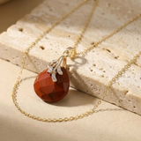 Pendentif "Force Douce" en Jaspe Rouge