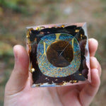 Orgonite "Arbre de Vie Renaissant" en Oeil de Tigre & Obsidienne -  - L'Arbre des Chakras