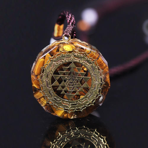 Pendentif Orgonite "Sri Yantra - Protection Sacrée" en Oeil de Tigre -  - L'Arbre des Chakras