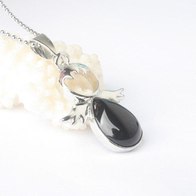 Pendentif Petit Ange et sa Pierre Naturelle - Onyx Noir - L&#39;Arbre des Chakras