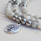 Bracelet Mala "Douceur Féminine" en Howlite - - L'Arbre des Chakras